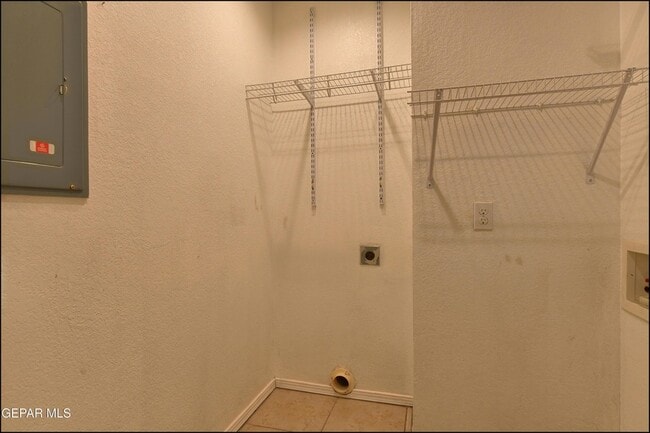 Building Photo - 424 Stonebluff Rd