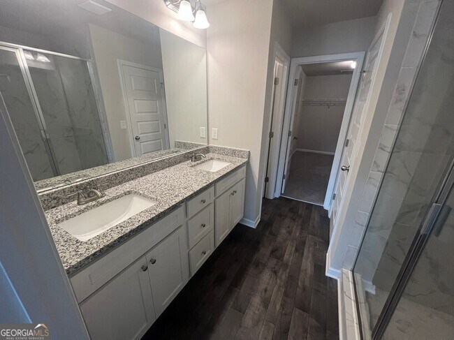 Building Photo - 50 Crabapple Ridge Dr