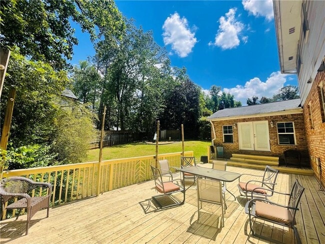 Building Photo - 5291 Manhasset Cove