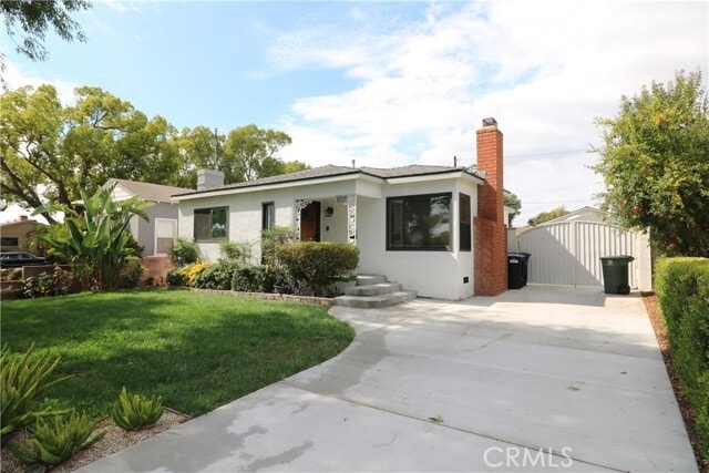 Primary Photo - 3217 W Clark Ave