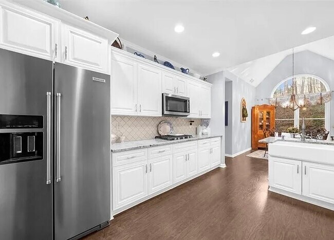 Building Photo - 4319 Dawning Ln