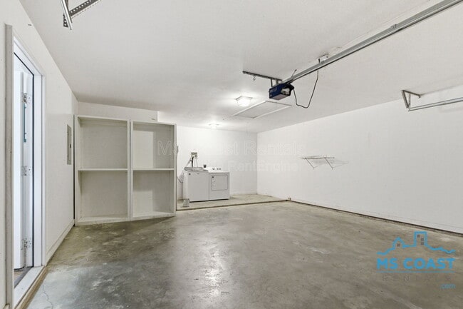 Building Photo - 14971 Camp Ln