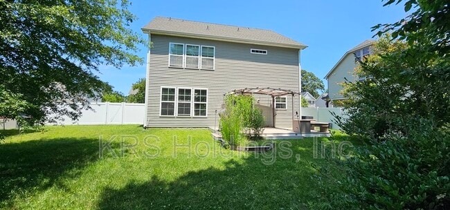 Building Photo - 210 Benthall Rd