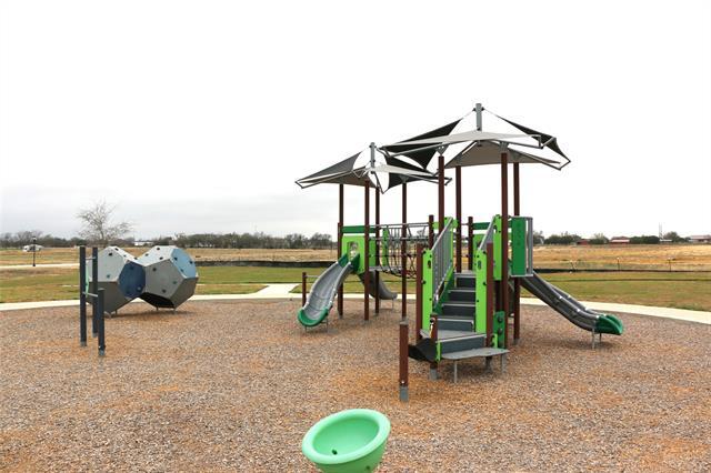 Building Photo - 941 Tesslynn Ave