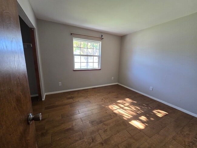 Building Photo - 16705 Sweetaire Ave