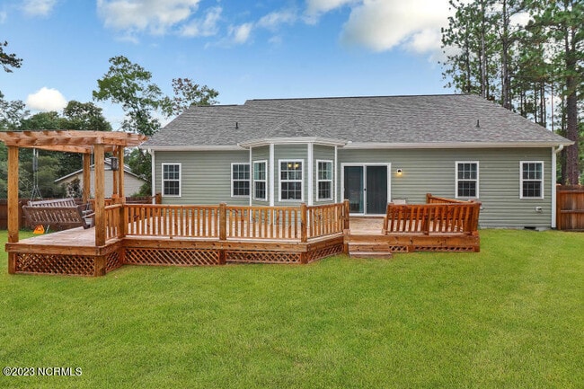 Building Photo - 2 Sawmill Ct