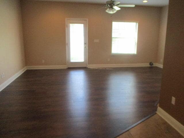 Building Photo - 8881 White Ibis Way