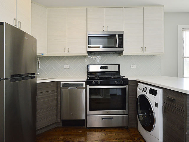 Building Photo - One Bed Apartment in the heart of Edgewater