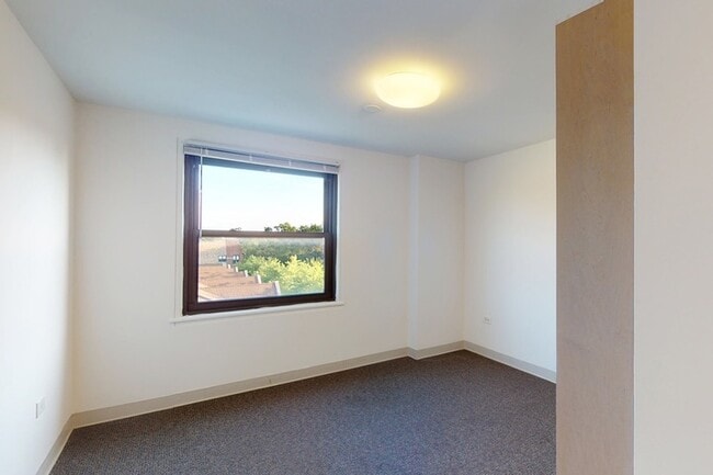 Floorplan - 1400 E. 57th Street