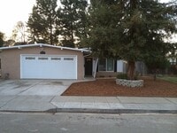 Building Photo - Freshly Updated 3 Bedroom Home in the Heart of Livermore!