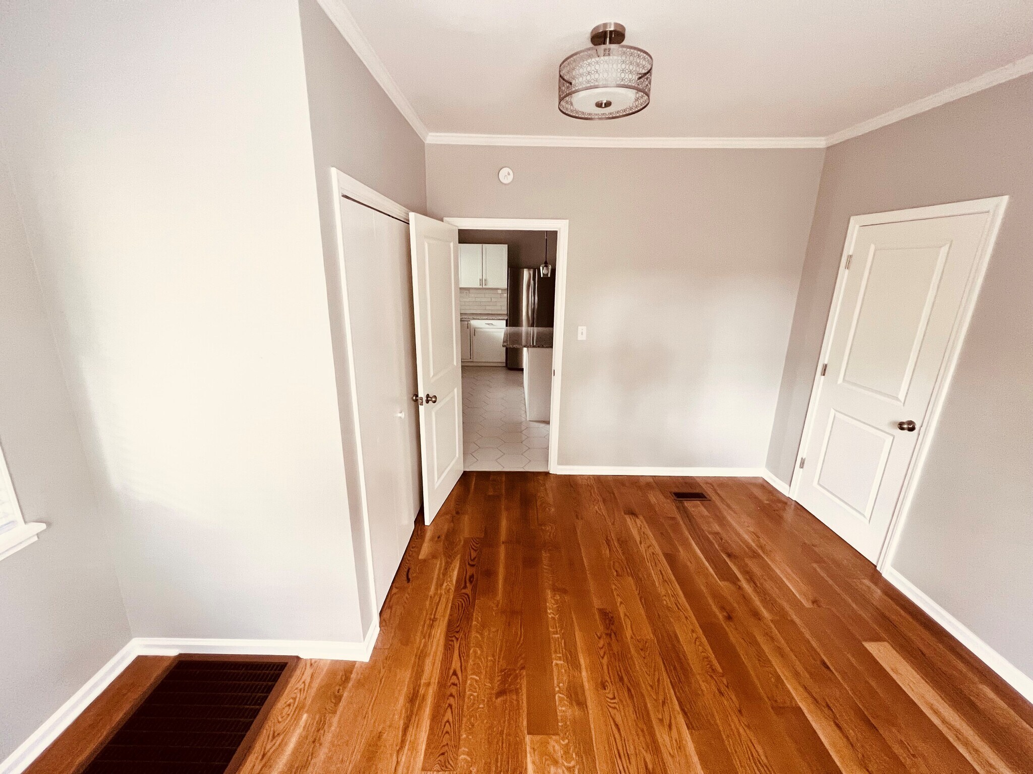 Office/Laundry Room - 485 S Reese St