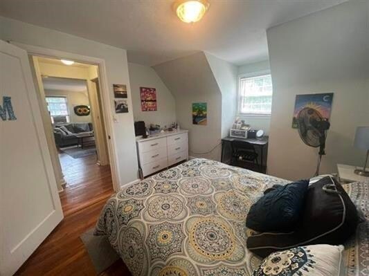 Building Photo - 42 7th Ave