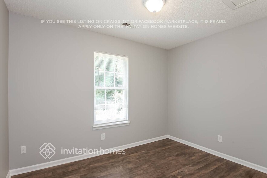 Building Photo - 7246 Kavan Hunter Dr