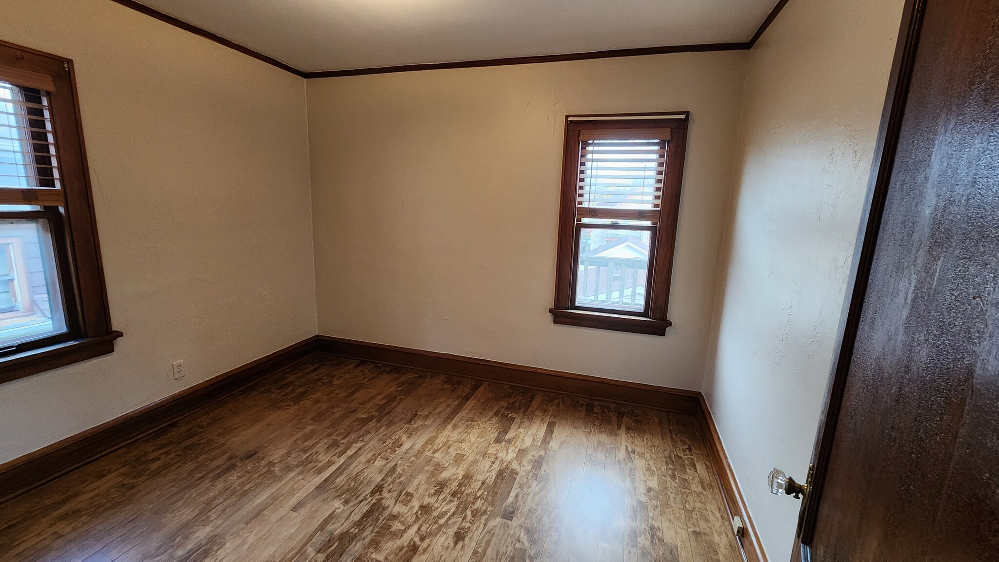 Building Photo - 3250 N 50th St