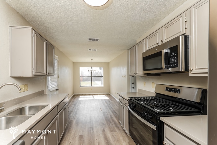 Building Photo - 1328 Copper Meadow Dr