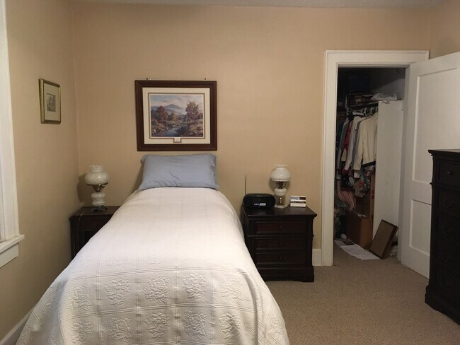 Building Photo - 4104 N College Ave