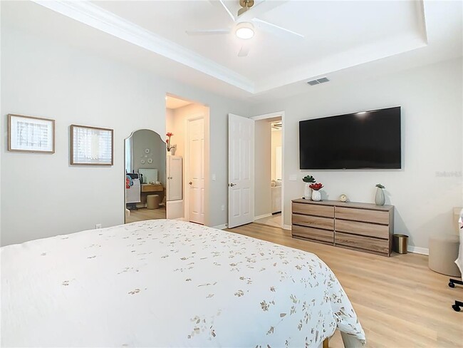 Building Photo - 790 Carmel Ln