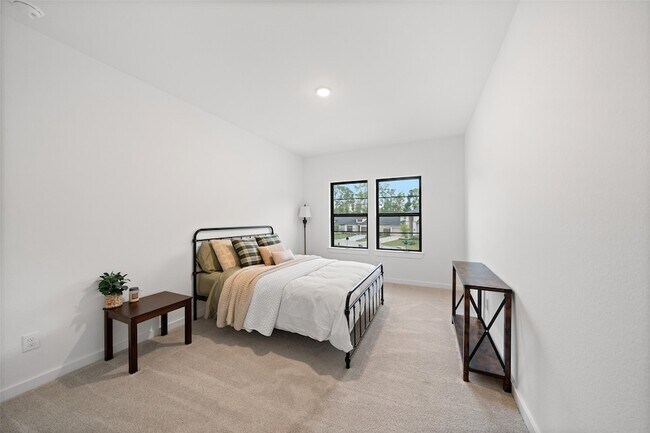 Building Photo - 8207 Boundary Waters Dr