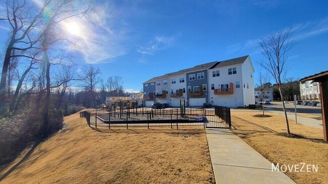 Building Photo - 720 Lucky Clover Way