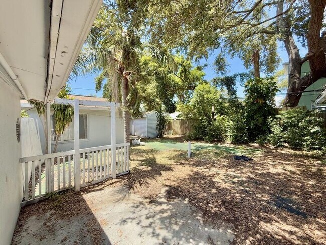 Building Photo - 1438 San Juan Ct