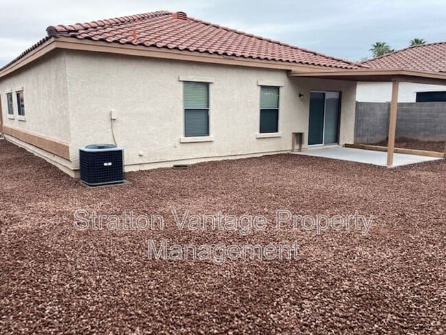 Building Photo - 1017 S Clancy Cir