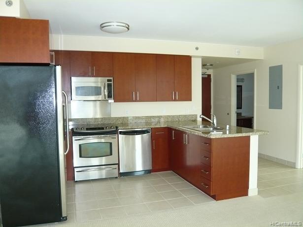 KITCHEN - 909 Kapiolani Blvd