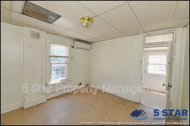 Building Photo - 1030 Wyoming Ave