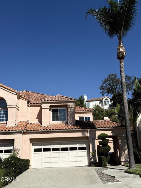 Building Photo - 994 C. Amable