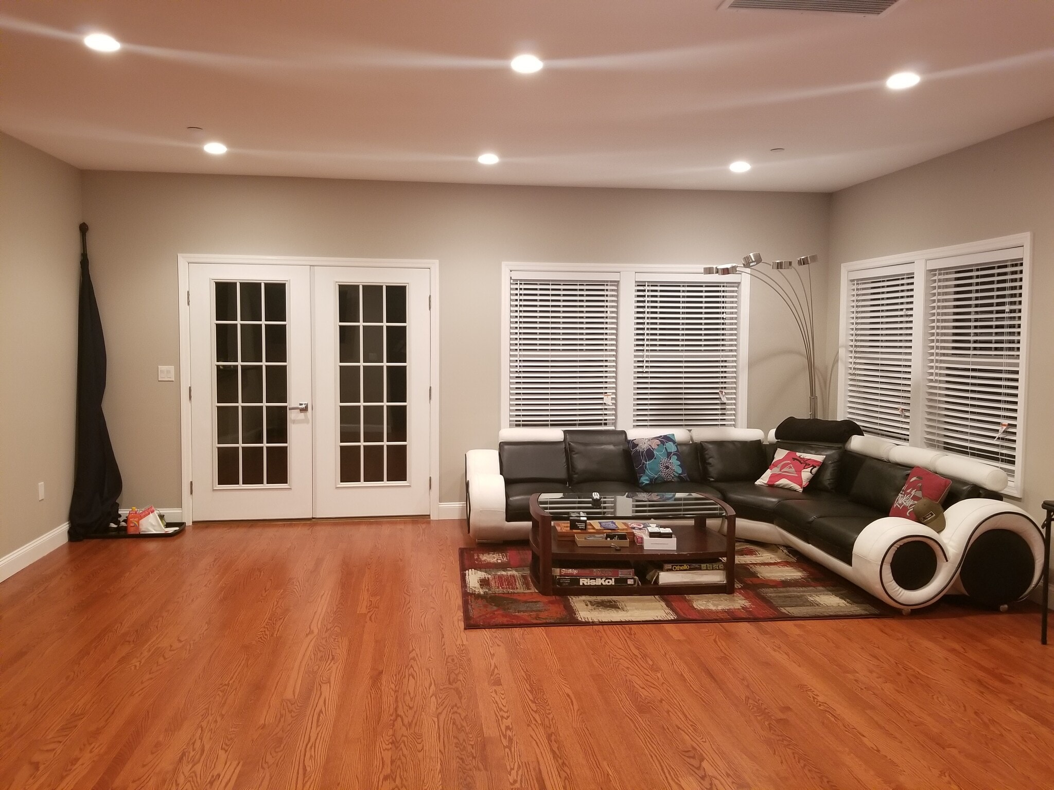 Living Room (available with/without furniture) - 275 croton dam road