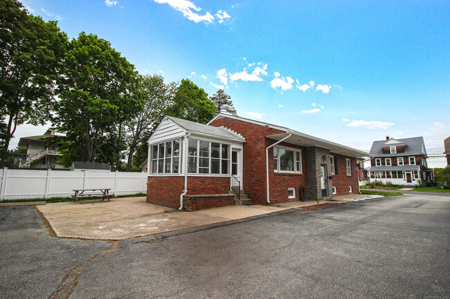 Building Photo - 1129 Ocean Ave