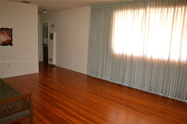 Building Photo - 7855 SW 17th Terrace