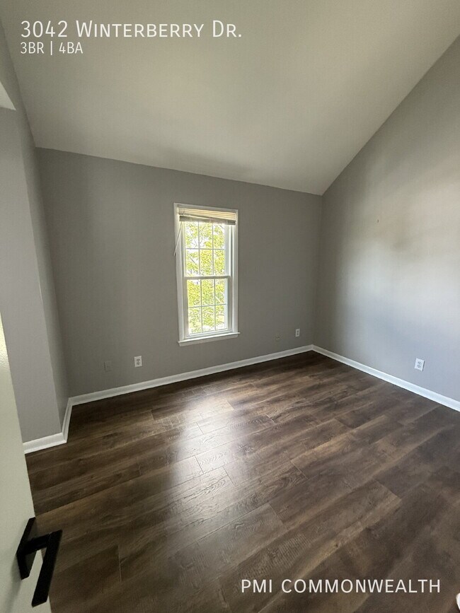 Building Photo - 3042 Winterberry Dr