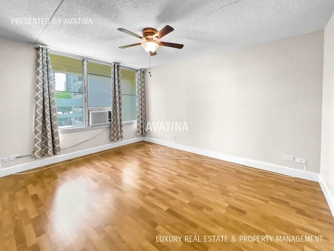 Building Photo - 2533 Ala Wai Blvd