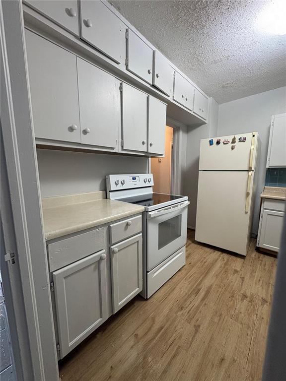 Building Photo - 1137 NE 9th St