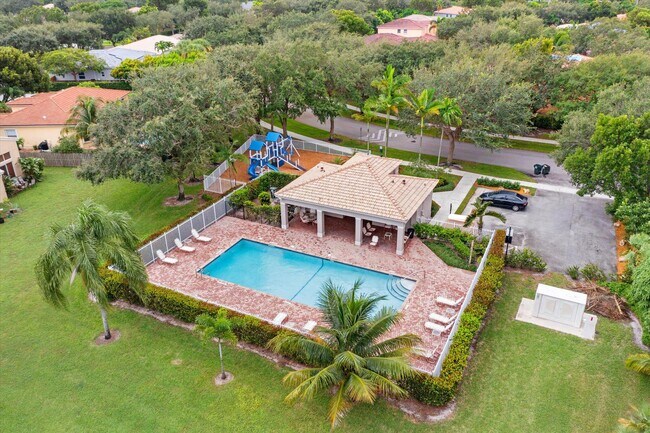 Building Photo - 4487 NW 42nd Terrace