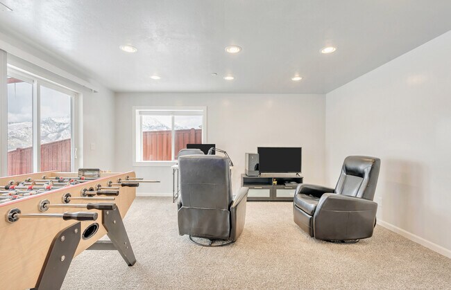 Building Photo - 1987 E Aspen Grv Ct