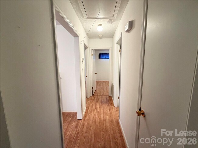 Building Photo - 509 Barringer St