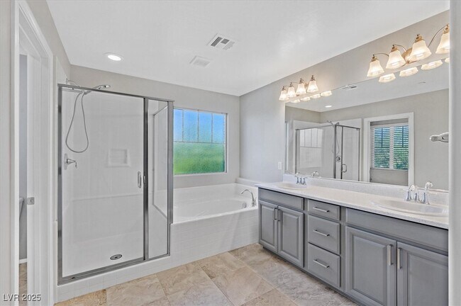 Building Photo - 8920 Hand Painted Ct