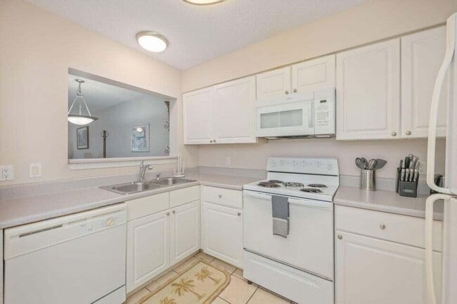 Building Photo - 4276 Calinda Ln