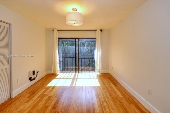 Building Photo - 3306 Torremolinos Ave