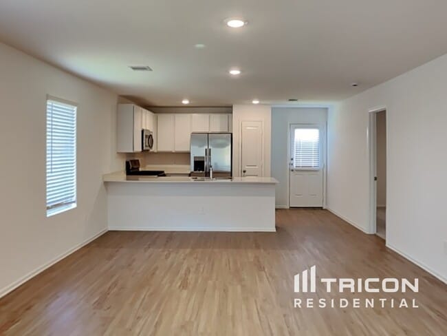 Building Photo - 3009 Twisted Myrtle Dr