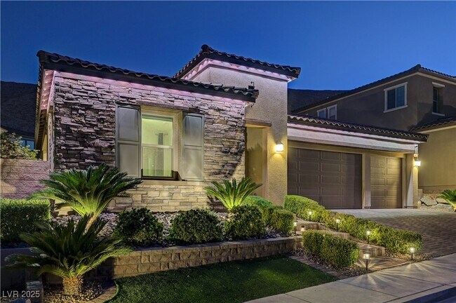 Building Photo - 3943 Reyes Ave