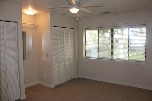 Building Photo - Two Bedroom Condo Steps to Coligny Beach