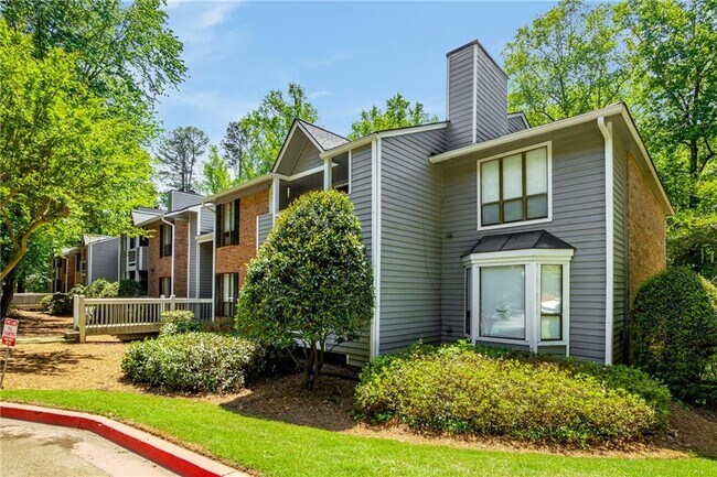 Building Photo - 525 Warm Springs Cir