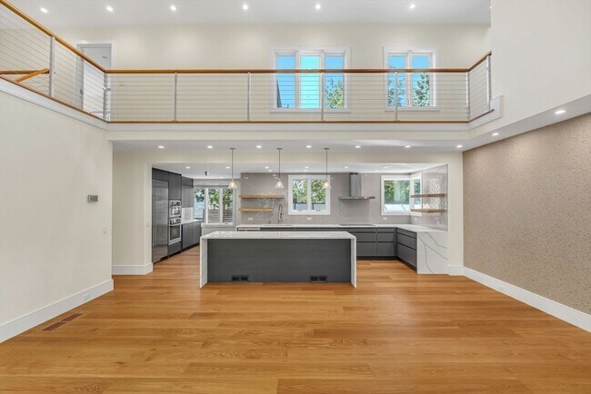 Building Photo - 59 Fresh Pond Ln