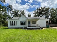 Building Photo - Home for lease