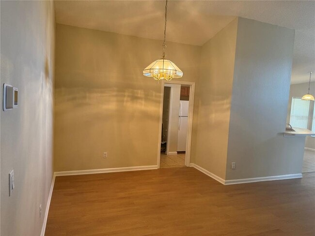 Building Photo - 15612 Markham Dr