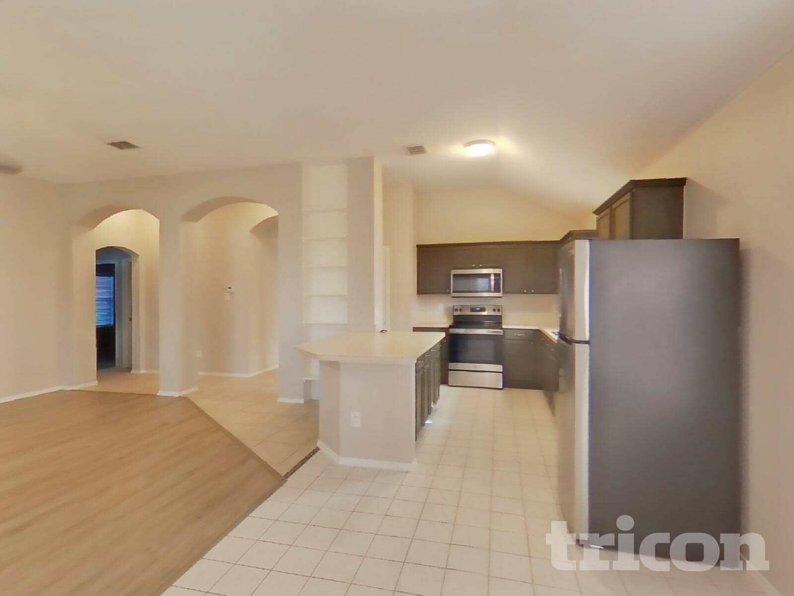 Building Photo - 369 Magnolia Dr