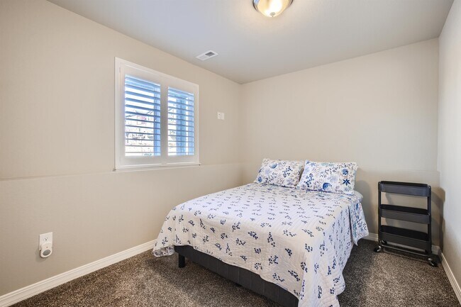 Building Photo - 11241 Modern Mdw Lp