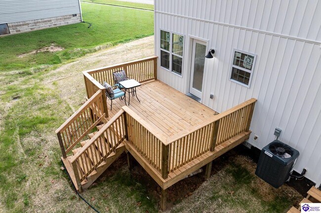 Building Photo - 108 W Tuscany Ct